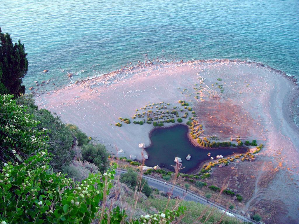 Le Case Del Borgo - Perla Capo dʼOrlando Εξωτερικό φωτογραφία