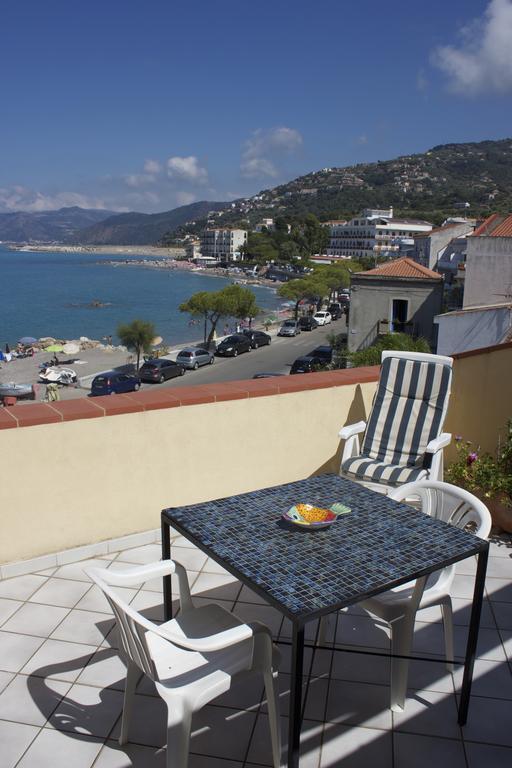 Le Case Del Borgo - Perla Capo dʼOrlando Εξωτερικό φωτογραφία