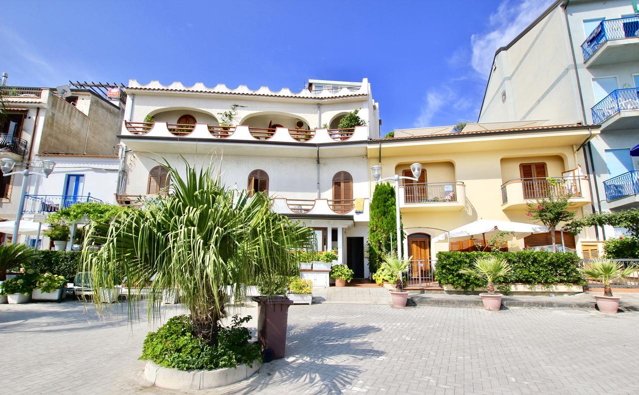 Le Case Del Borgo - Perla Capo dʼOrlando Εξωτερικό φωτογραφία