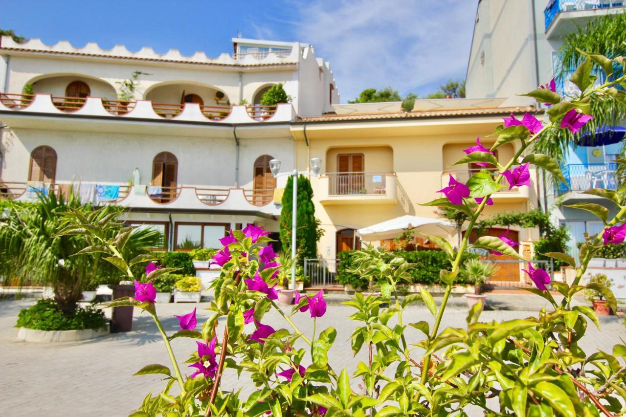 Le Case Del Borgo - Perla Capo dʼOrlando Εξωτερικό φωτογραφία